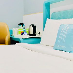 Superior Queen Room